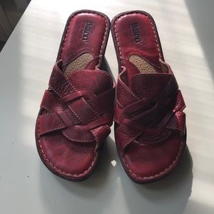 Born red sandals